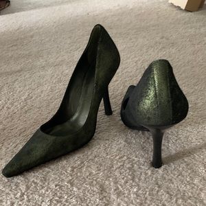 BCBG Max Azria Green Snakeskin Print Leather Pumps